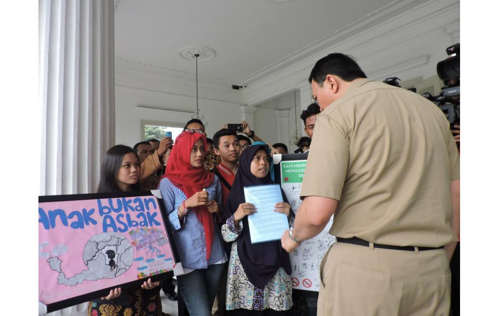 Aksi Tolak Keterlibatan CSR Rokok Di RPTRA
