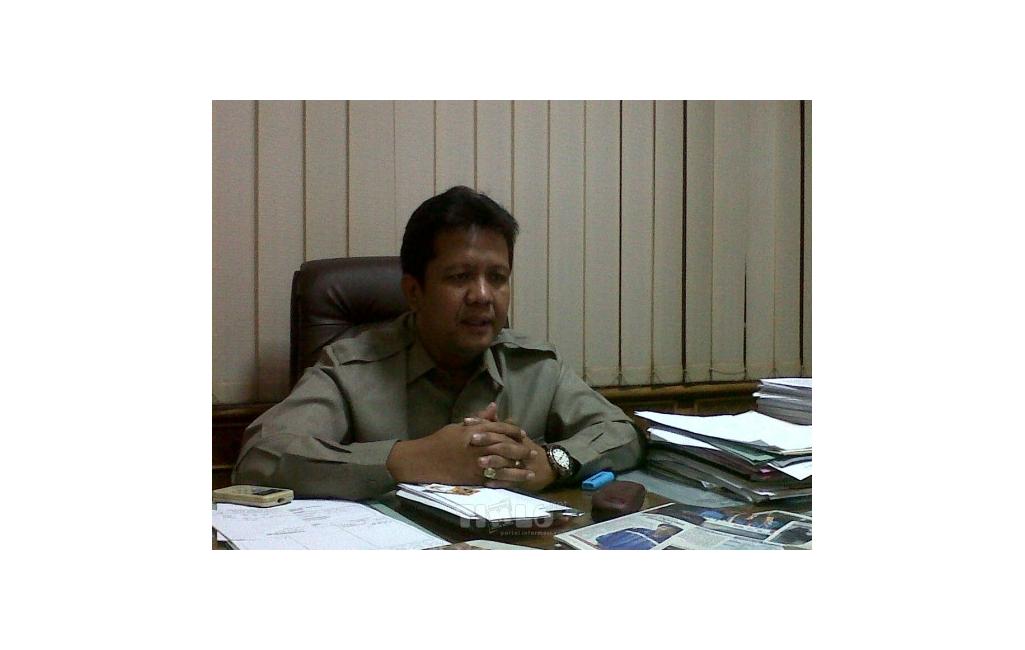 Ironis, Kota Solo Dipenuhi Iklan Rokok