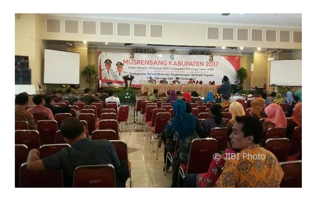 Paguyuban Anak Ponorogo Desak Pemkab Tertibkan Iklan Rokok