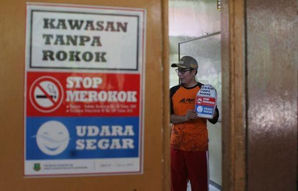 Bebaskan Sekolah dari Iklan Rokok